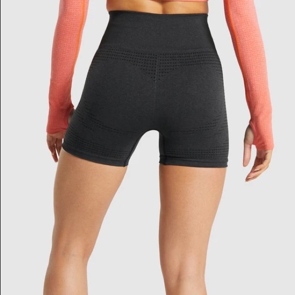 Gymshark solid Black vital seamless high waisted athletic shorts - Picture 2 of 8